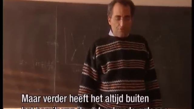 Edward Witten Explains The String Theory (2000)