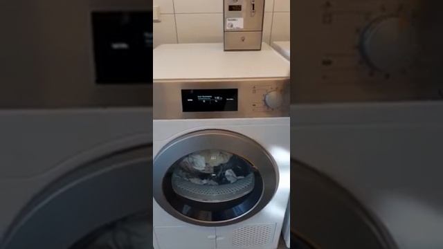 Miele Professional PDR307 - Overview and start of Cottons Cupboard Dry смотреть онлайн