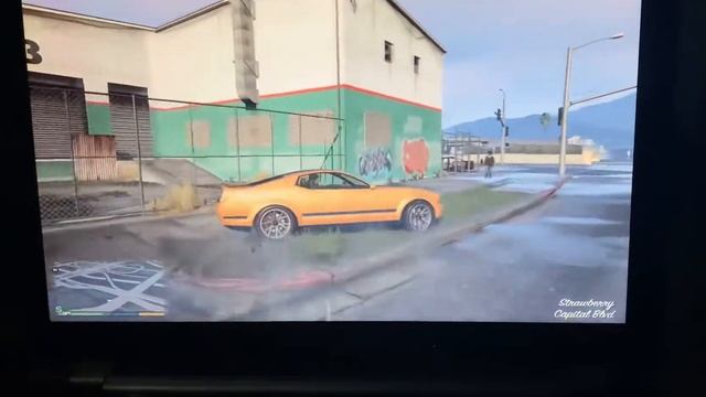 GTA V in AMD RADEON hd 8670m 1 gb graphics card смотреть онлайн