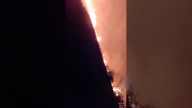 Ночной пожар в п. Городище Волгоградской обл. смотреть онлайн