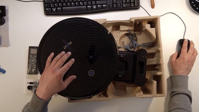 ✅ Robit R3000 Saugroboter | 6,9cm dünnes Gehäuse | 2500Pa Saugkraft | Unboxing + Teppich Test смотреть онлайн