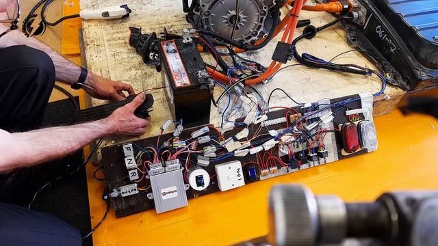 Nissan Leaf Drivetrain Custom ECU - Vlog #2 - Best Off Road Electric Monster Truck Build смотреть онлайн