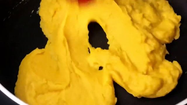 Mango Milk Powder Burfi/Mango Barfi Recipe/Easy mango dessert/Instant Mango Barfi/Mango milk cake смотреть онлайн