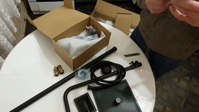 Бюджетный смеситель с тропическим душем с AliExpress смотреть онлайн