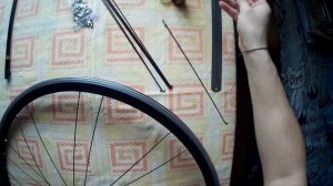 Спицевание велосипедных колёс в четыре креста