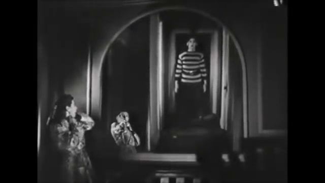 An English Ghost Story смотреть онлайн