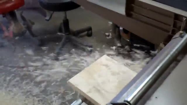 Makita Planer 2030 смотреть онлайн