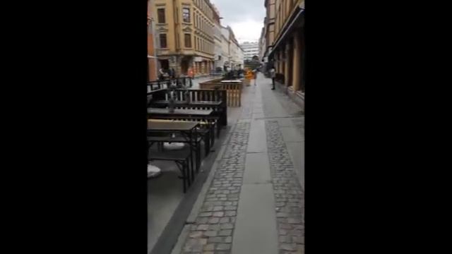 POSTAL DE UNA CIUDAD DESCONOCIDA EN OTRO CONTINENTE смотреть онлайн