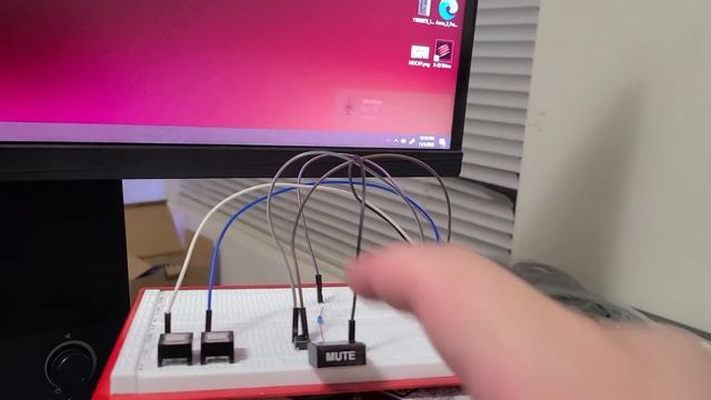 Arduino Button Box (Mic Mute) смотреть онлайн
