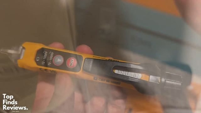Full Review of the Klein Tools 69355 Digital Multimeter Electrical Test Kit with NCV tester смотреть онлайн