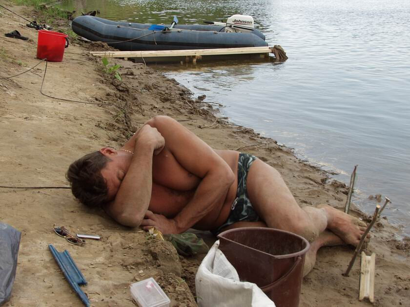 Рыбаки приколы на рыбалке 2021|Пьяные на рыбалке 2021| Девушки на рыбалке 2021 смотреть онлайн