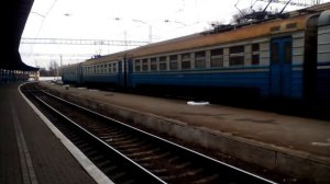 Электричка Эр1-211 поехала в депо