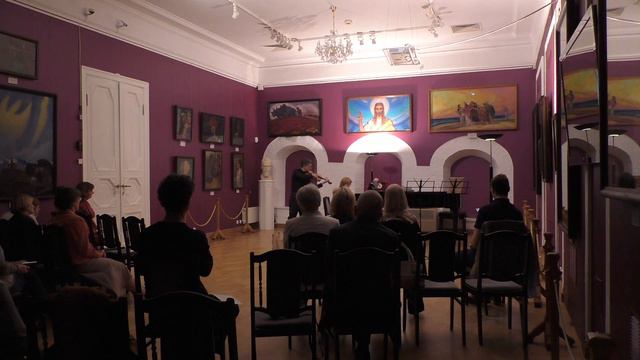 Чайковский - canzonetta - Maxim Gusev смотреть онлайн
