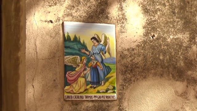 Почему Вальдемосса самый посещаемый туристами городок на Майорке? смотреть онлайн