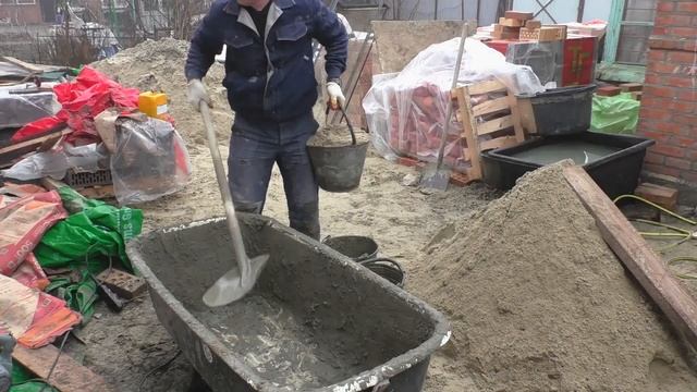Советский Тест ПОДВИЖНОСТИ раствора! 2 видоса из ВОВАНского Тик Тока, там ещё таких 500 есть! смотреть онлайн