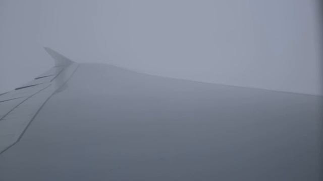 Nice Turbulence In Some Leaden Clouds On A380 (турбулентность)
