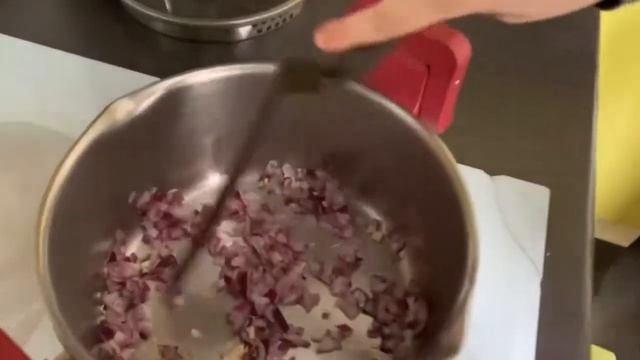 ЧТО ПРИГОТОВИТЬ НА ОБЕД? ЧЕЧЕВИЧНЫЙ СУП! смотреть онлайн