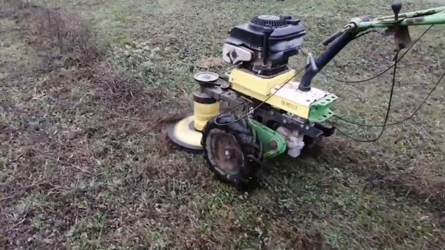 Мотоблок ДНЕПР 6 покос сухой травы Роторной косой. смотреть онлайн