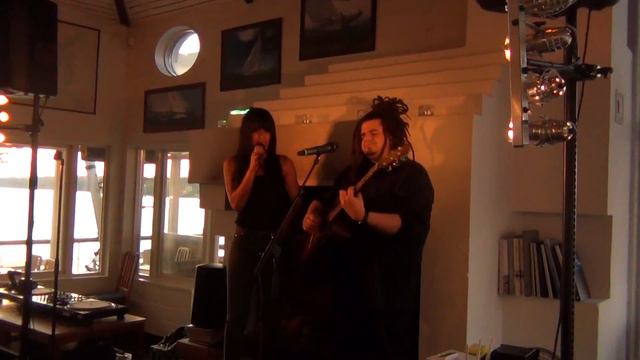 LOREEN "Sober" (live with Stefan @ J, Nacka Strand Sept 30, 2011) смотреть онлайн