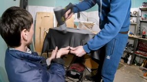 Как обтянуть дверную карту ваз 2110?Перетяжка дверных карт на десятку ВАЗ 2110 одним куском без шво