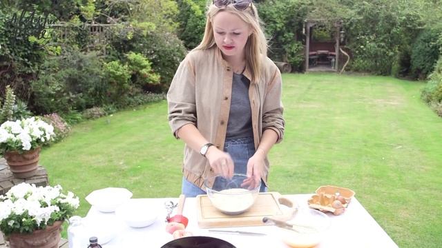 Peach Melba Cake | Rosie Foodie | #TBT Ep.1