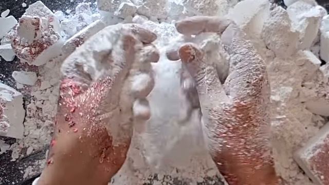 Хрустящий классный мел с блестками))) расслабление, залипание??? смотреть онлайн
