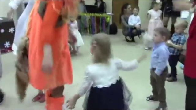 Встречаем 2019 год! Новогодний праздник для самых маленьких. Декабрь 2018 смотреть онлайн