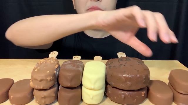 ASMR MUKBANG MAGNUM BASKIN ROBBINS CHOCOLATE ICE CREAM DESSERT NUTELLA Es Krimアイスクリーム매그넘 초콜릿 아이스크림먹