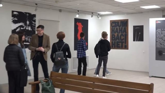 Евгений Добровинский: 50 лет в ПЛАКАТЕ смотреть онлайн