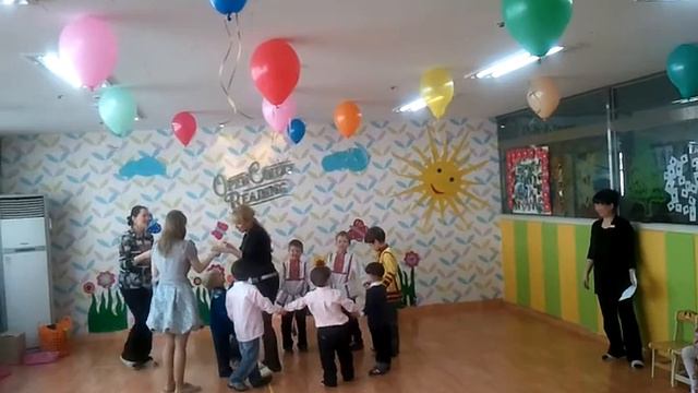 8 Марта Apple Tree Мама, найди своего сынишку смотреть онлайн