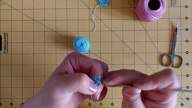 Простые цветочки. Вязание крючком. Скрапбукинг смотреть онлайн