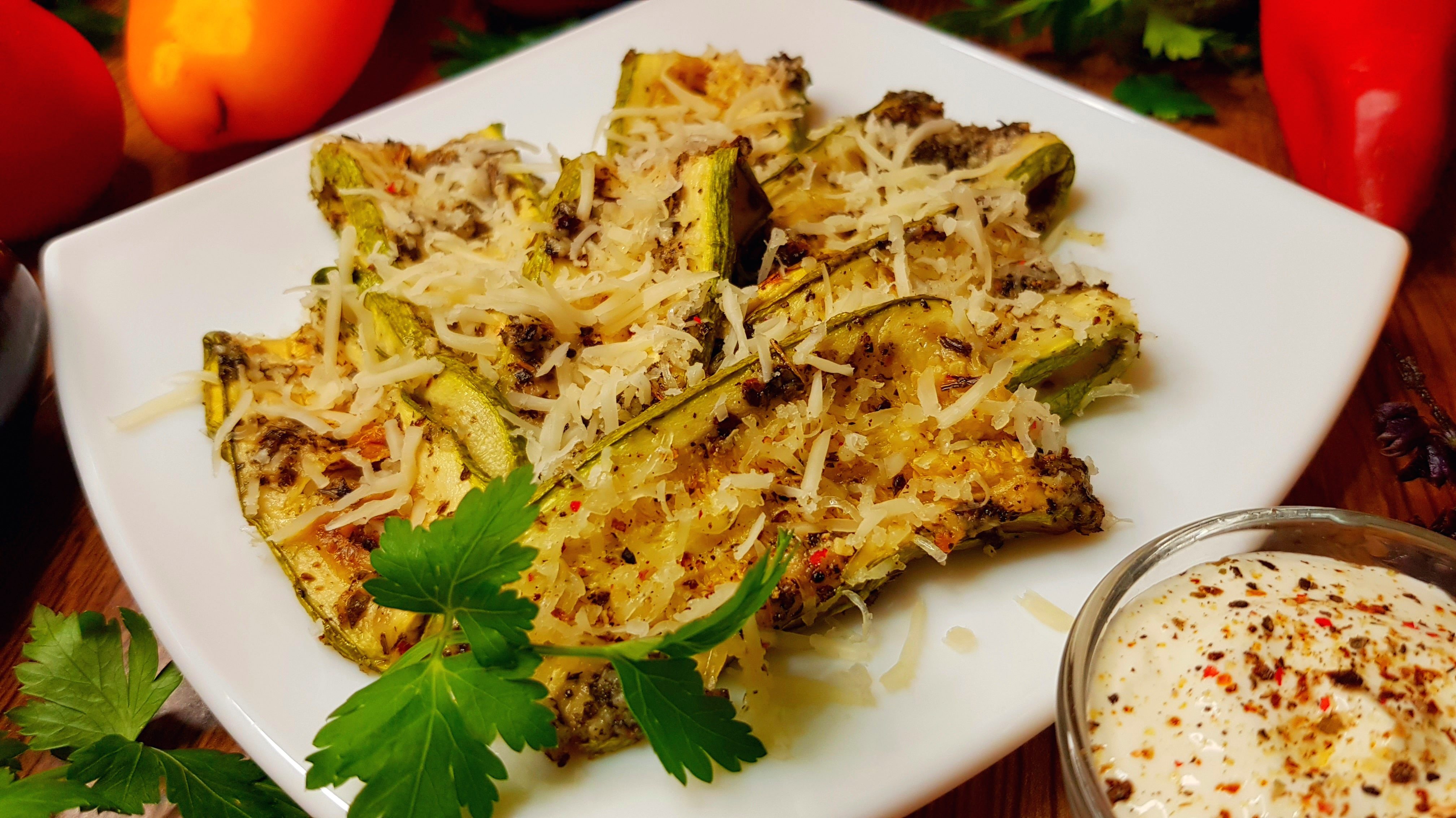 Острая ЗАКУСКА ИЗ КАБАЧКОВ «ПО-ПРОВАНСКИ» за 15 минут – ну очень вкусно и просто! смотреть онлайн