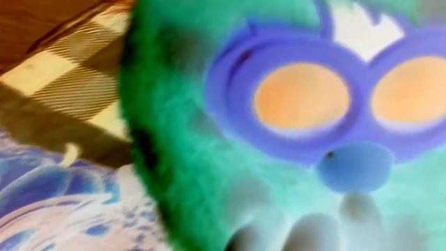 O furby mais esquisito do mundo por Lívia santiely смотреть онлайн