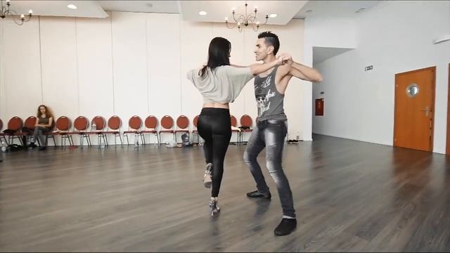 Танец Zouk (Зук, Бразильский Зук) Танцоры: Michael & Aline Borges Современные танцы, импровизаци смотреть онлайн