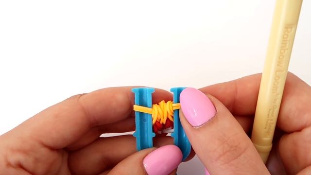 БРАСЛЕТ БАНТИК из резинок на рогатке без станка | Bracelet Rainbow Loom
