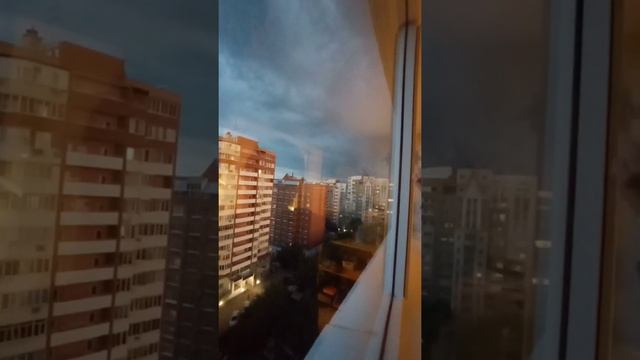 Грозы очень опасны {1часть} смотреть онлайн