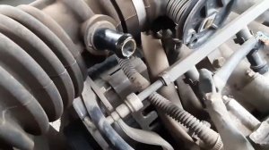 Как прочистить патрубок сапуна на Деу Ланос за три минуты.