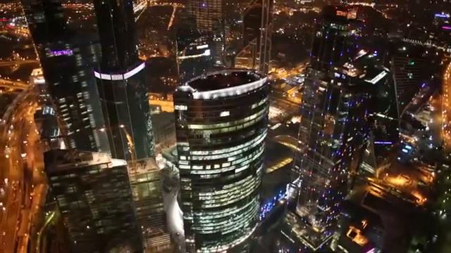 Москва сити ночью с квадрокоптера смотреть онлайн