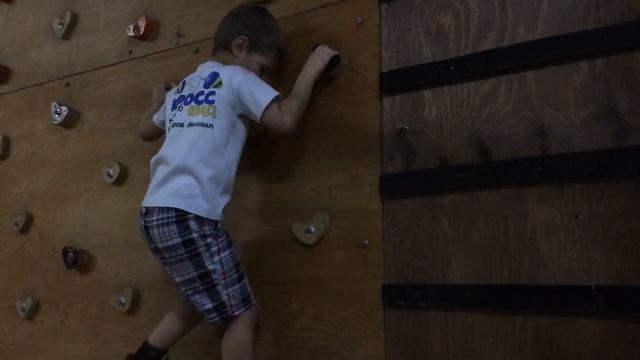 Первая неделя Кросскид игр смотреть онлайн