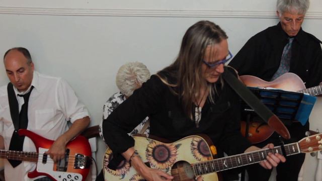 Deb Hardy Band - Devo - It's A Beautiful World