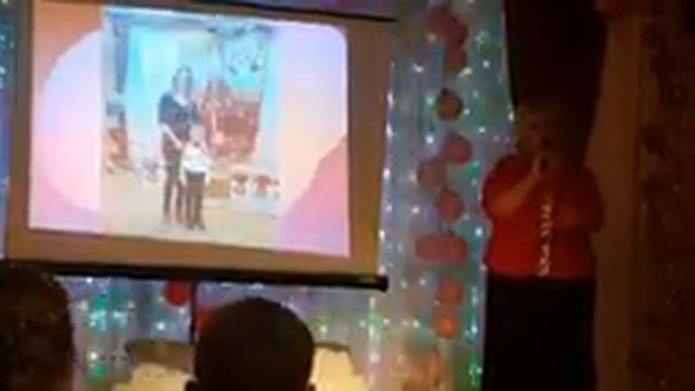 Vlog: День матери в детском саду | Плакали все? смотреть онлайн