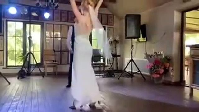 Наш первый танец как мужа и жены ! Свадебный номер смотреть онлайн