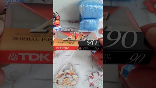 Аудиокассеты из Москвы - 1. Parcel with audio cassettes from Moscow - 1. смотреть онлайн