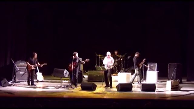 Валерий Каримов и группа АРАКС, фрагмент выступления г.Березники, 23 ноября 2010г. смотреть онлайн