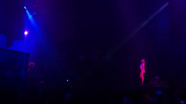 Авичи в Москве 20.10.12 ( Avicii in Moscow in Totem holl ) part 4 смотреть онлайн