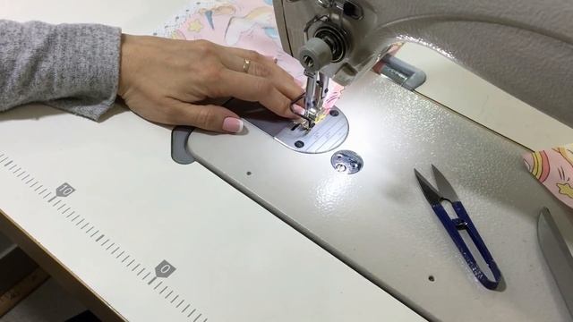 Как сшить косынку на резинке для девочки своими руками смотреть онлайн