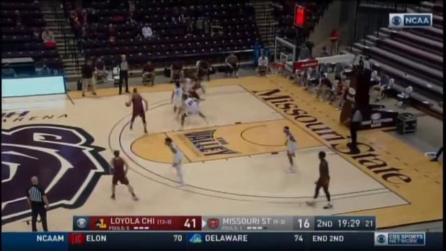 Loyola Ramblers @ Missouri State Bears - Jan. 31, 2021 - Cameron Krutwig, Porter Moser смотреть онлайн
