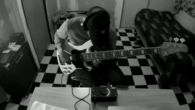 Small Words - Mac Miller (Bass cover/jam) смотреть онлайн