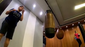 Тайский бокс для начинающих взрослых. Первые тренировки.