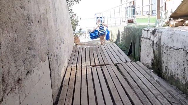 Дорога на пляж, отель Club Bayar Beach Hotel, Алания, Турция смотреть онлайн